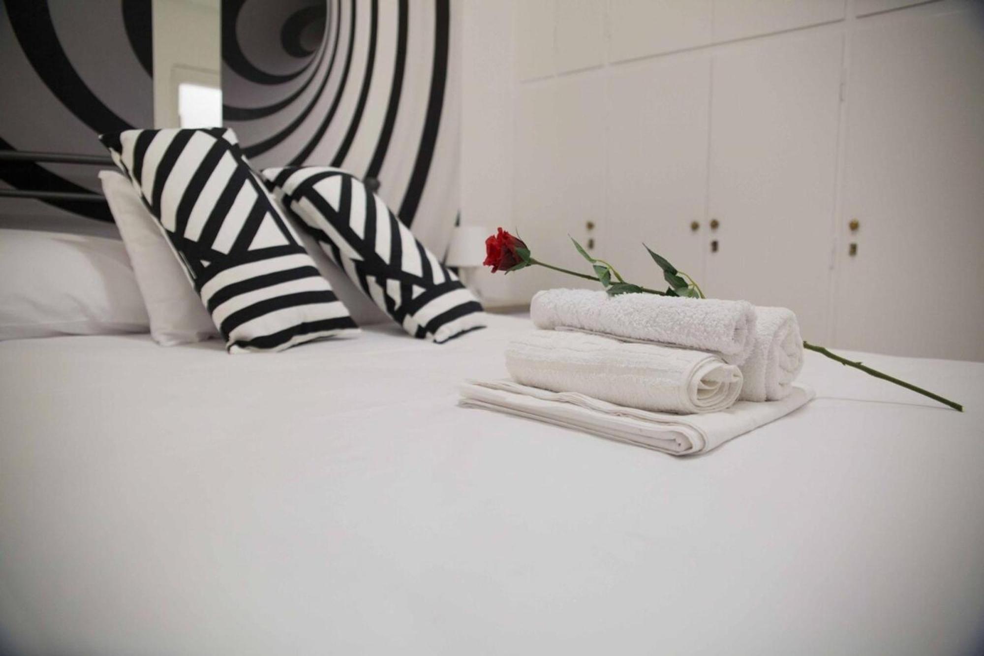 Cozy Apartment With Sea View Next To Marina Zeas Piraeus Ngoại thất bức ảnh